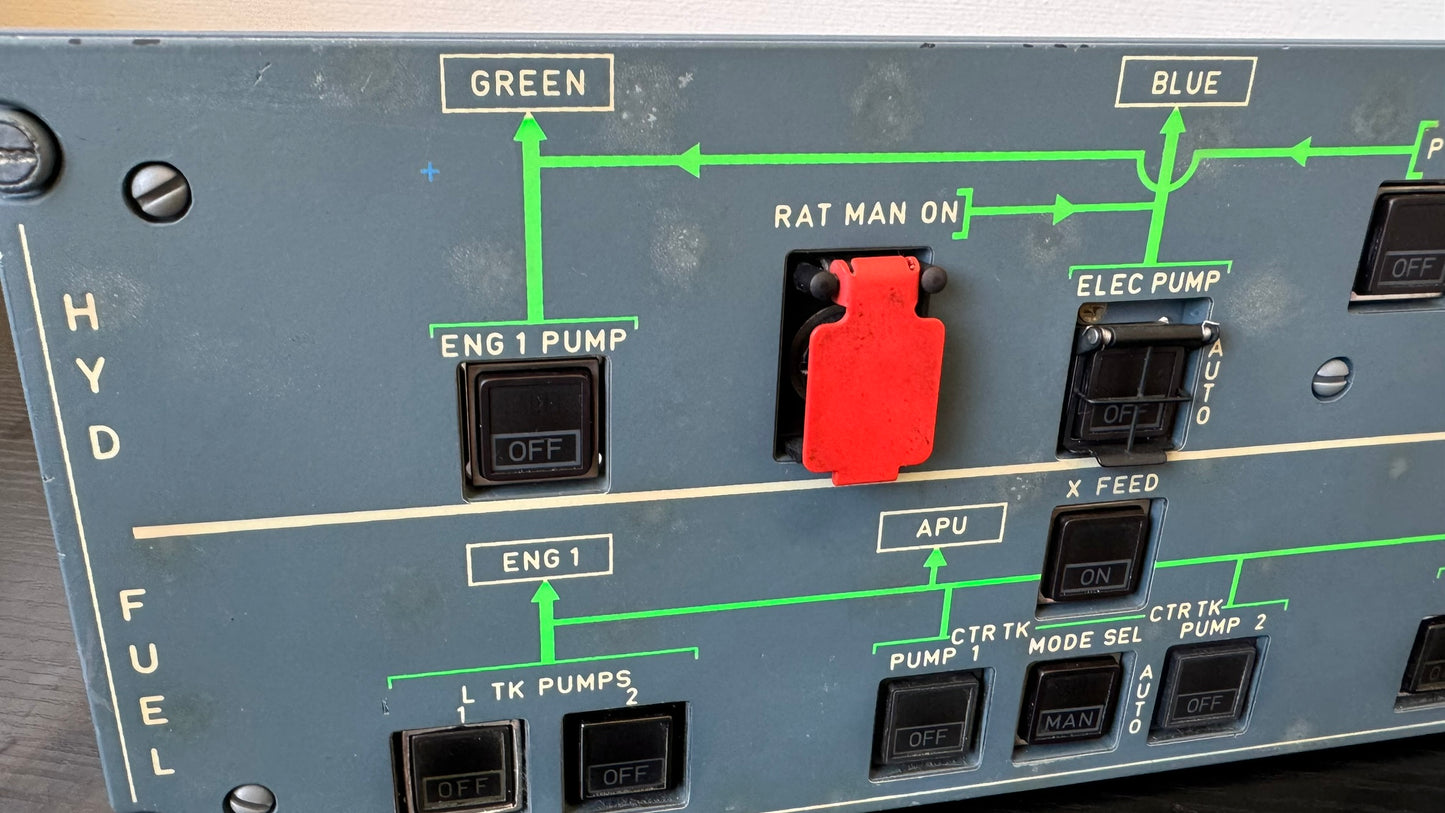 Airbus OEM 40VU Hydraulic Fuel Panel