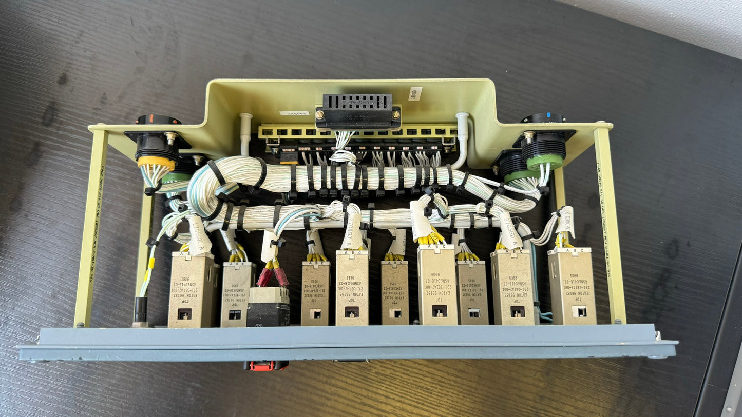 Airbus OEM 40VU Hydraulic Fuel Panel